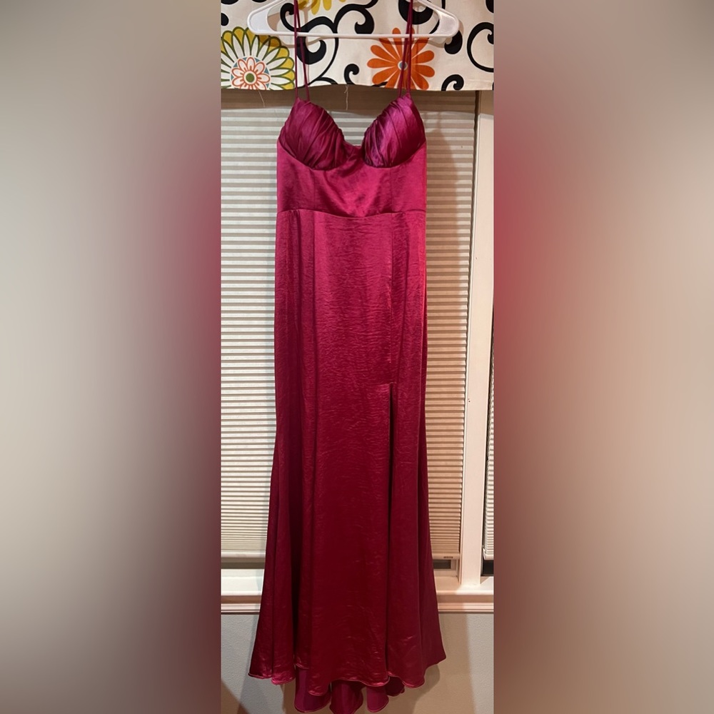BRONTE HIGH SPLIT GATHERED BUST MAXI DRESS MAGENTA